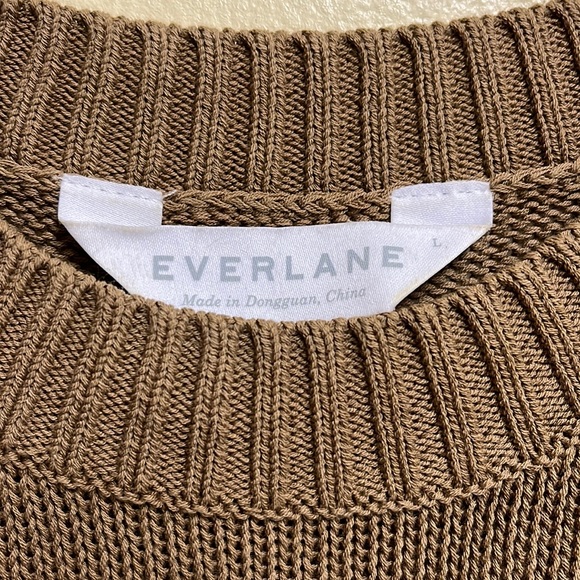 Everlane Tops - Everlane top